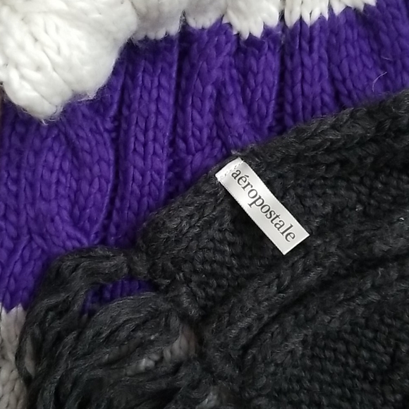 Stripe Aeropostale scarf - Picture 2 of 3